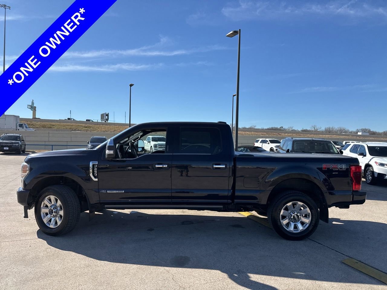 Certified 2021 Ford F250 Platinum w/ FX4 Off-Road Package image 3