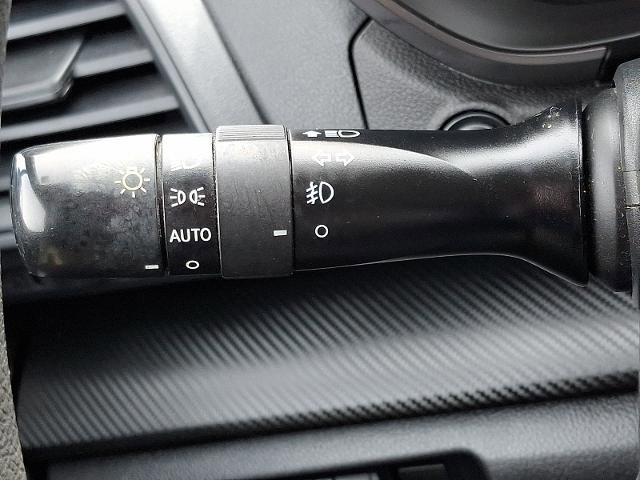 Used 2019 Subaru Impreza 2.0i Premium w/ Eyesight & BSD/Rcta & SRF image 26