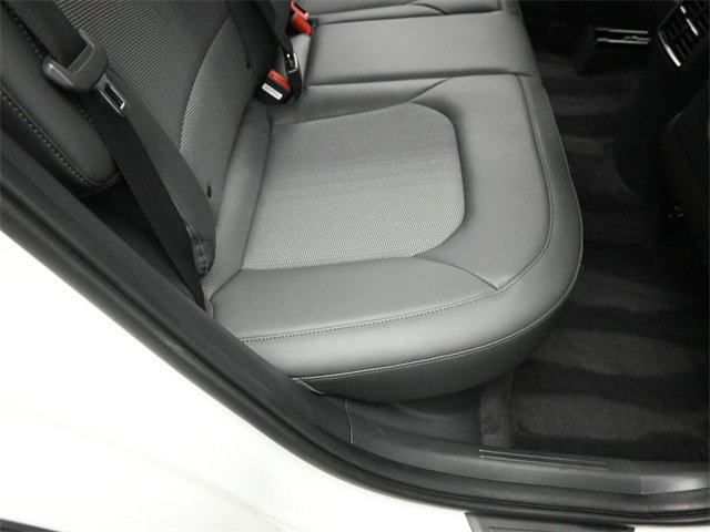 Used 2024 Kia Niro EX image 43