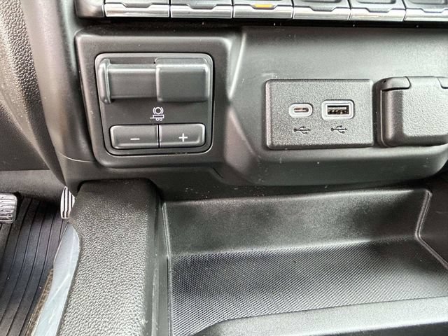 Used 2021 Chevrolet Silverado 1500 LT Trail Boss w/ Convenience Package II AWD/4WD image 23