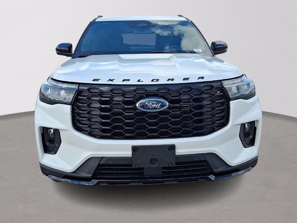 Certified 2026 Ford Explorer ST-Line w/ ST-Line Street Pack AWD/4WD image 2