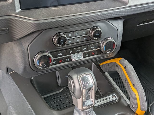 Certified 2024 Ford Bronco Badlands AWD/4WD image 20