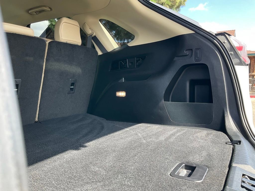 Certified 2024 Ford Edge SEL w/ Convenience Package image 32