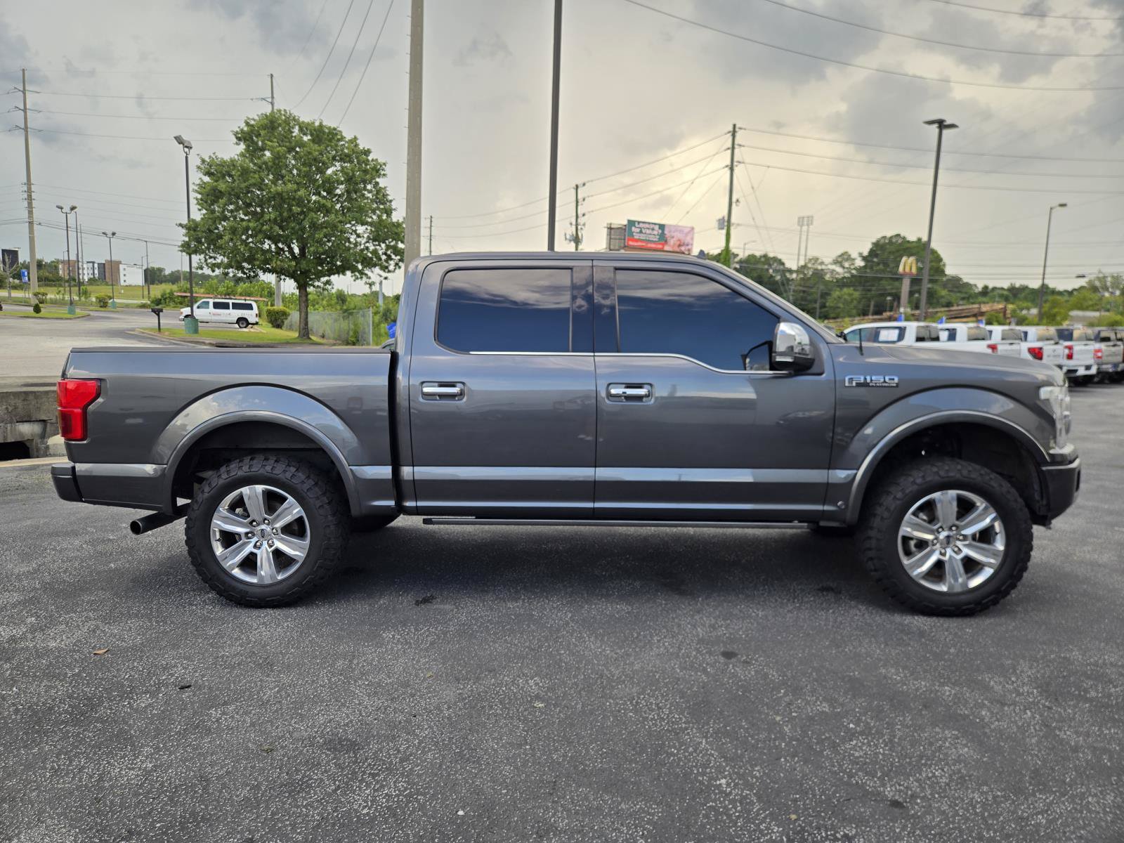 Certified 2020 Ford F150 Platinum w/ Equipment Group 701A Luxury AWD/4WD image 6