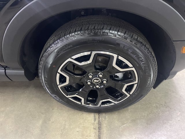 Certified 2025 Ford Bronco Sport Outer Banks w/ Outer Banks Tech Package+ AWD/4WD image 11