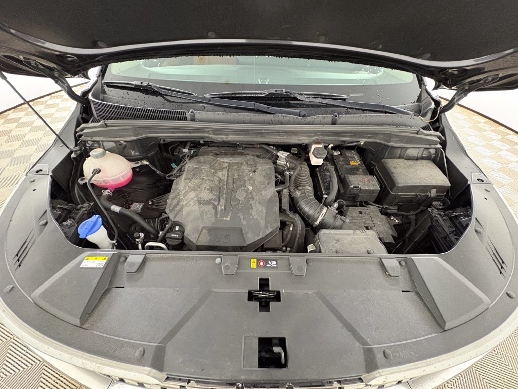 Used 2024 Kia Carnival SX FWD image 33