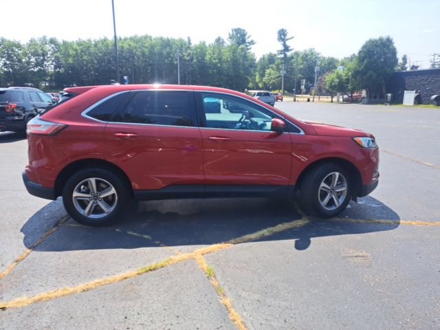 Certified 2024 Ford Edge SEL w/ Convenience Package AWD/4WD image 9