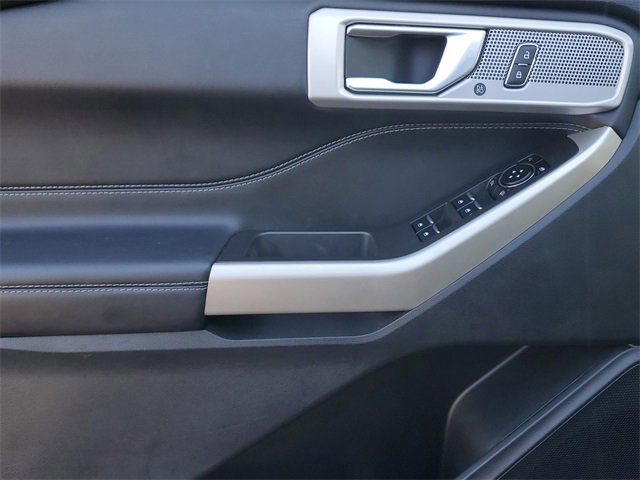 Certified 2023 Ford Explorer XLT w/ Equipment Group 202A image 10