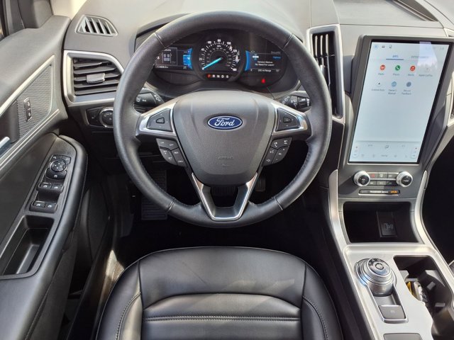Certified 2024 Ford Edge SEL w/ Convenience Package AWD/4WD image 6