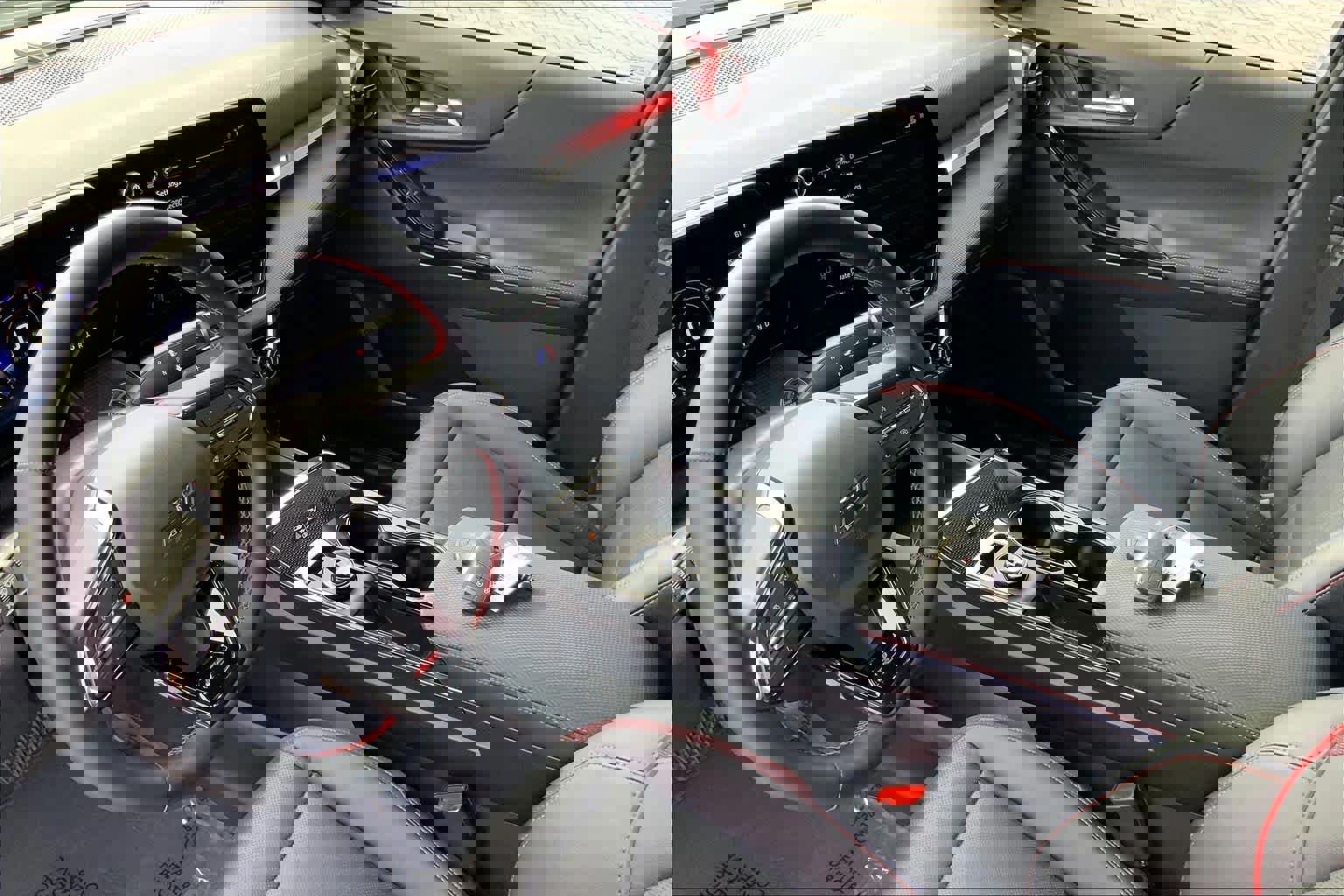 Used 2025 Chevrolet Equinox RS w/ Safety and Technology Package image 14