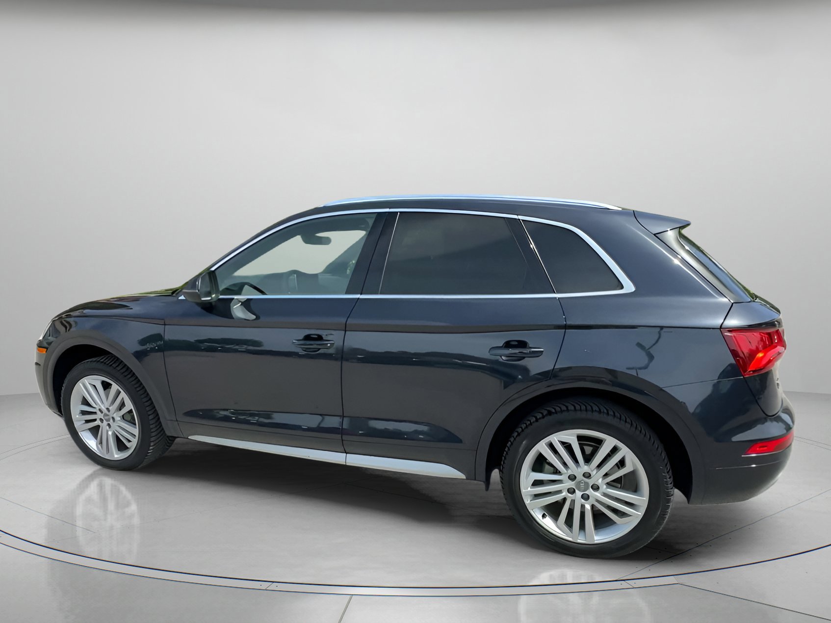 Used 2018 Audi Q5 2.0T Premium Plus w/ Premium Plus Package image 12