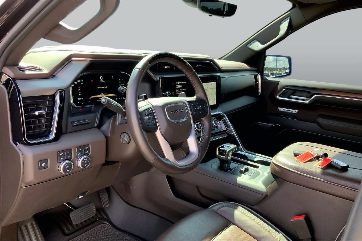 Used 2026 GMC Sierra 1500 Denali AWD/4WD image 17