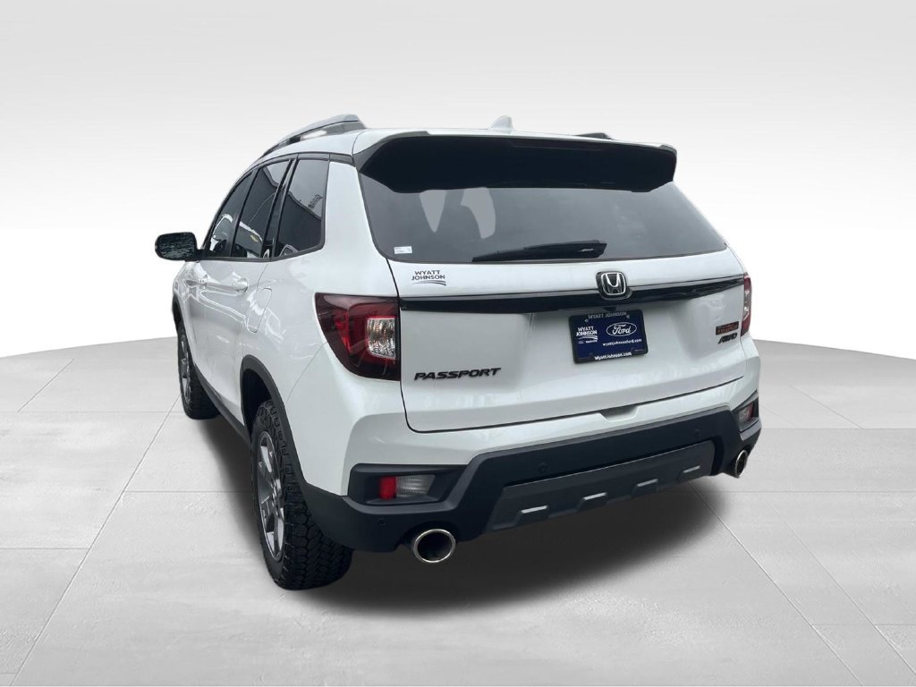 Used 2024 Honda Passport TrailSport image 6
