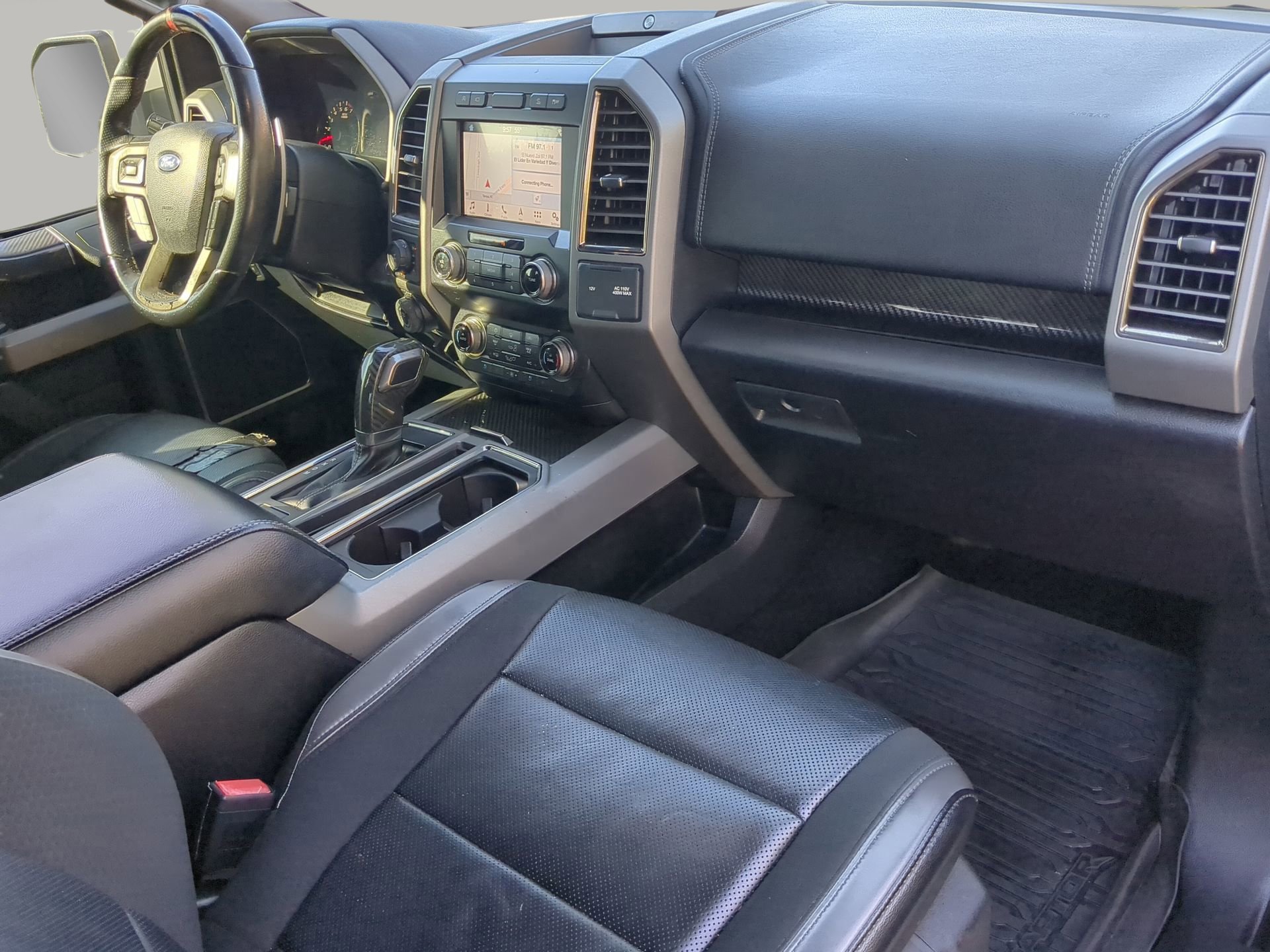 Certified 2019 Ford F150 Raptor w/ Equipment Group 802A Luxury image 41