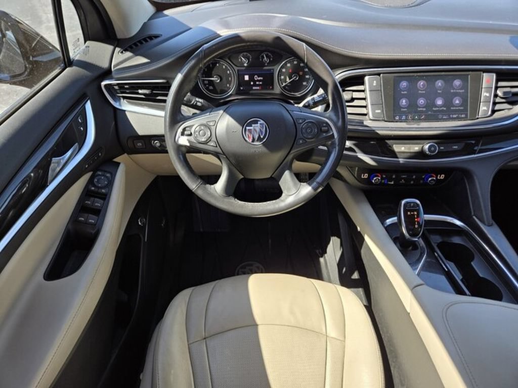 Used 2020 Buick Enclave Premium w/ Sun and Sites Package FWD image 16
