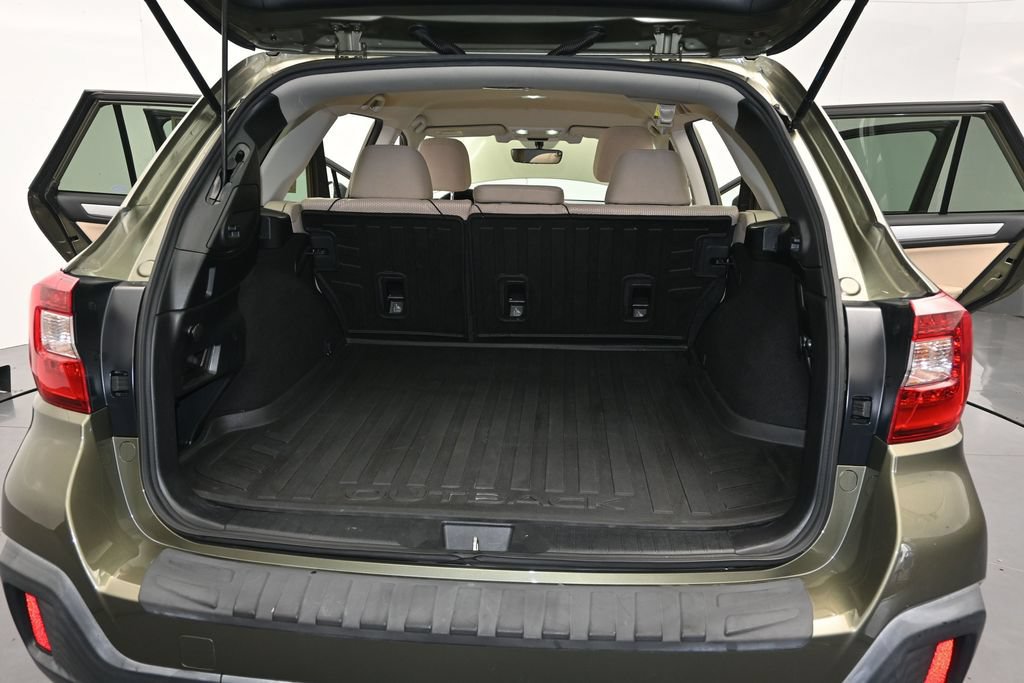 Used 2019 Subaru Outback 2.5i Premium AWD/4WD image 11