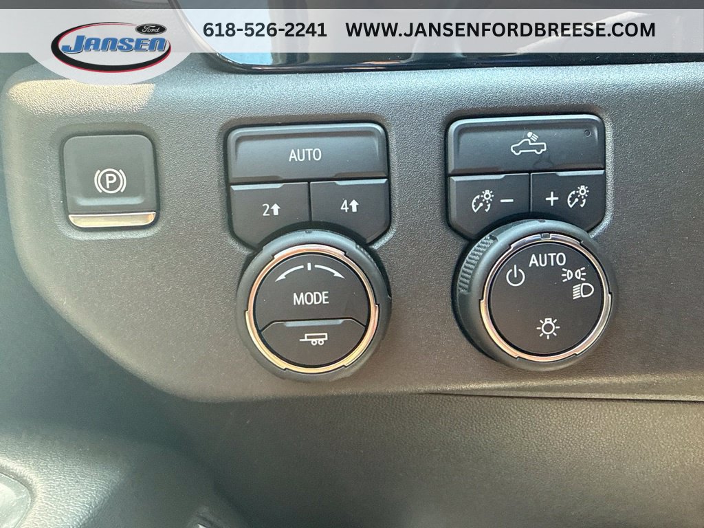 Used 2024 Chevrolet Silverado 1500 LT AWD/4WD image 16