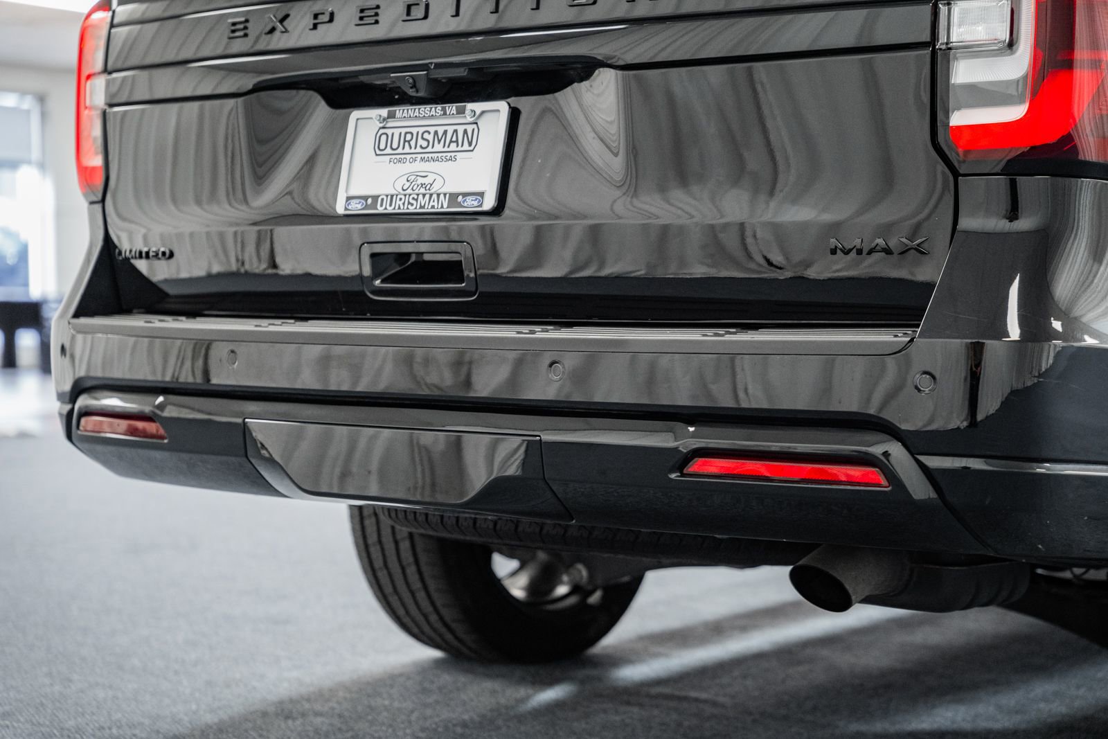 Certified 2024 Ford Expedition Max Limited image 25