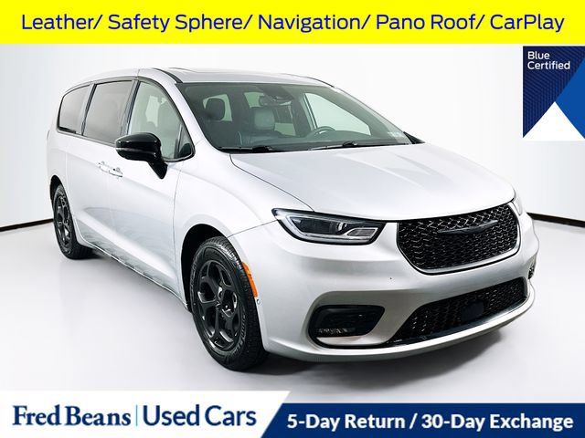 Used 2023 Chrysler Pacifica Limited w/ S Appearance Package