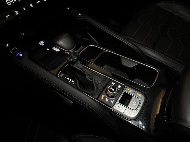 Used 2022 Kia Telluride SX w/ SX Prestige Package image 30