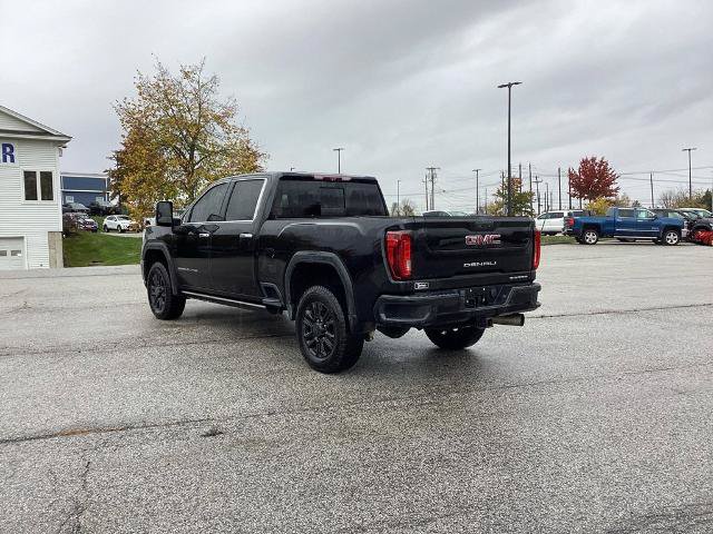 Used 2023 GMC Sierra 2500 Denali w/ Denali Black Diamond Edition AWD/4WD image 3