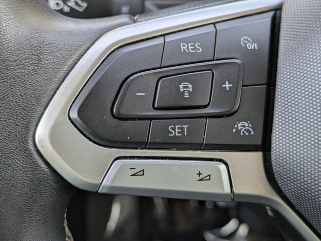 Used 2023 Volkswagen Tiguan SE FWD image 23