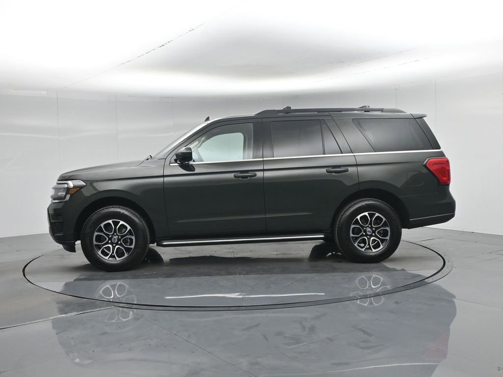 Certified 2023 Ford Expedition XLT image 41