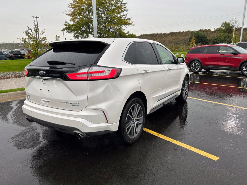 Certified 2019 Ford Edge Titanium w/ Equipment Group 301A AWD/4WD image 6