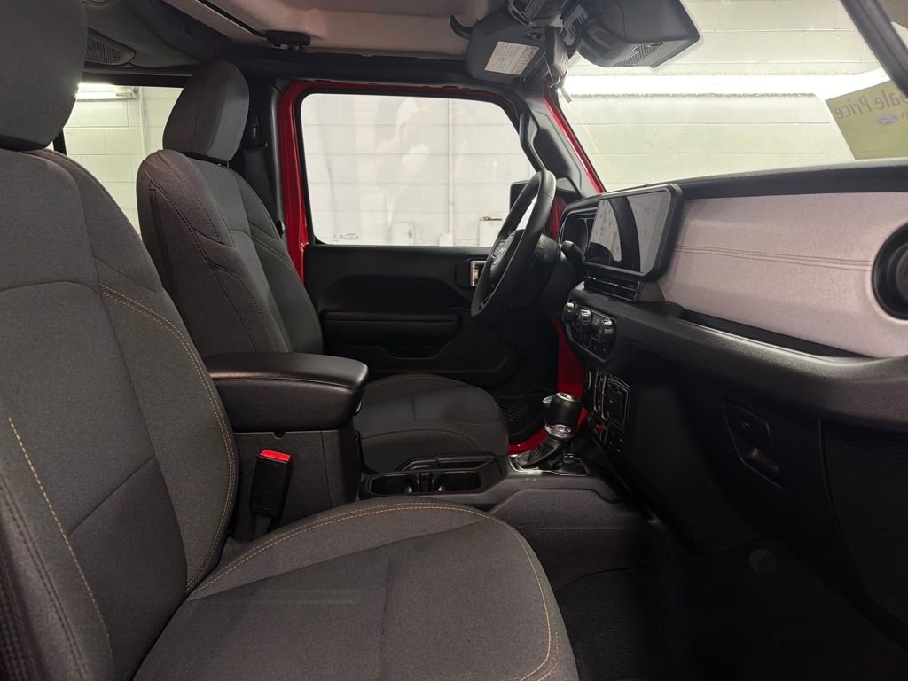 Used 2024 Jeep Wrangler Willys image 29