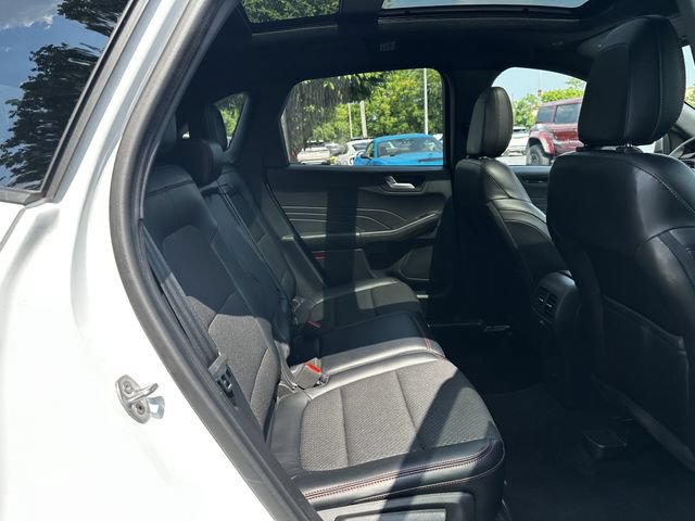 Certified 2023 Ford Escape ST-Line w/ Tech Pack #1 AWD/4WD image 38