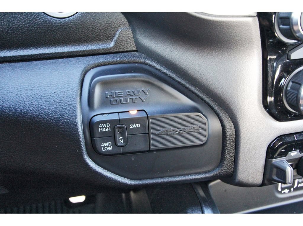 Used 2024 RAM 3500 Big Horn w/ Night Edition AWD/4WD image 25