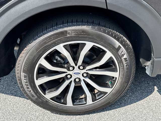 Certified 2025 Ford Explorer ST-Line AWD/4WD image 19