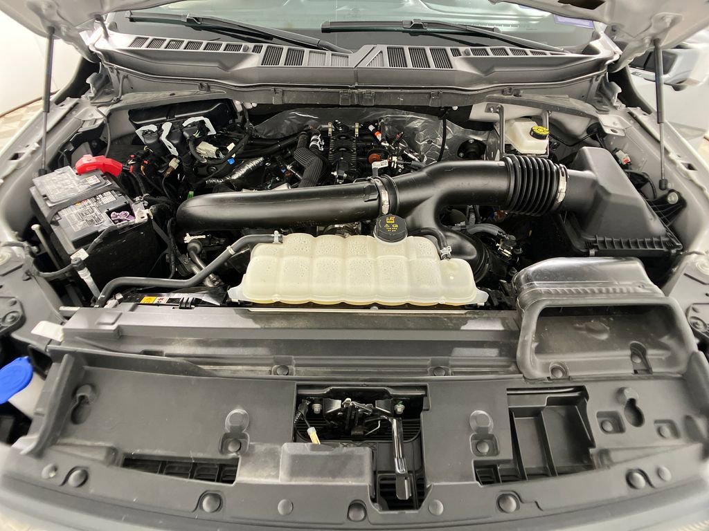 Certified 2025 Ford F150 XLT w/ Equipment Group 302A MID image 33