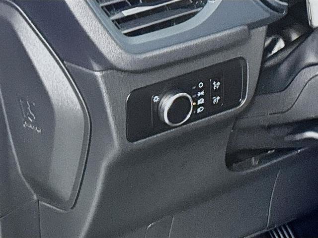 Certified 2025 Ford Escape ST-Line AWD/4WD image 10