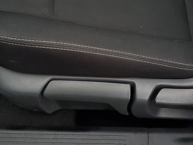 Used 2023 Nissan Rogue S image 12