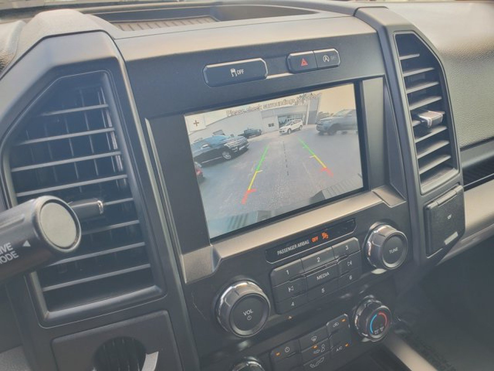 Certified 2019 Ford F150 XL w/ Equipment Group 101A Mid RWD image 20