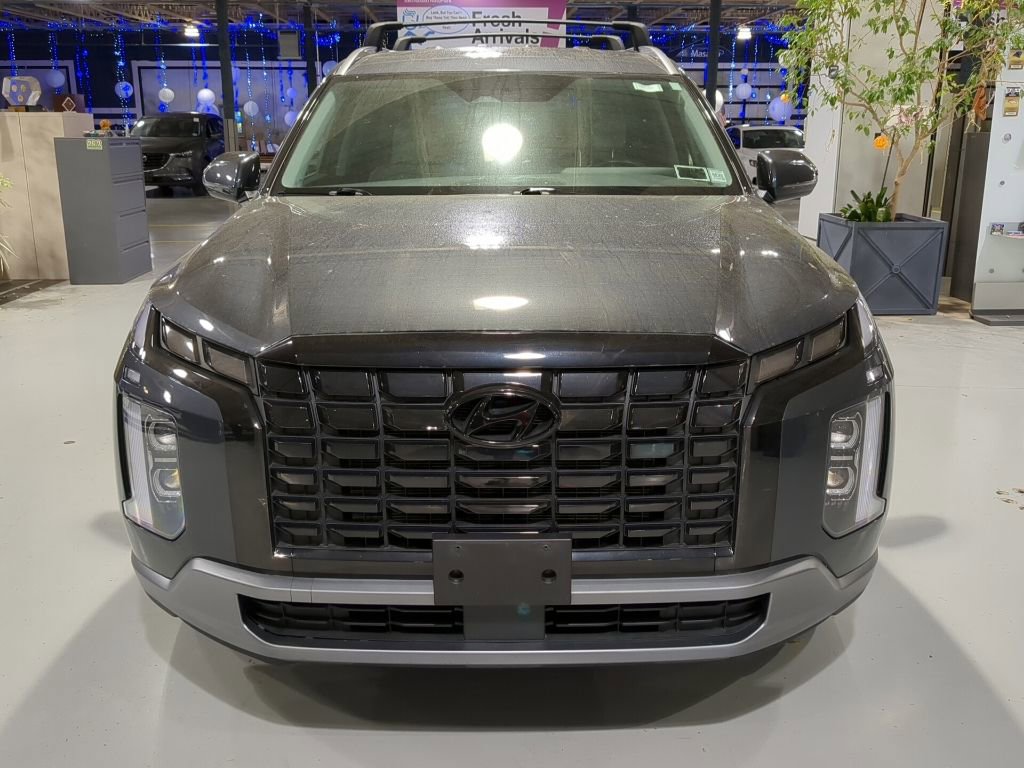Used 2023 Hyundai Palisade SEL AWD/4WD image 3