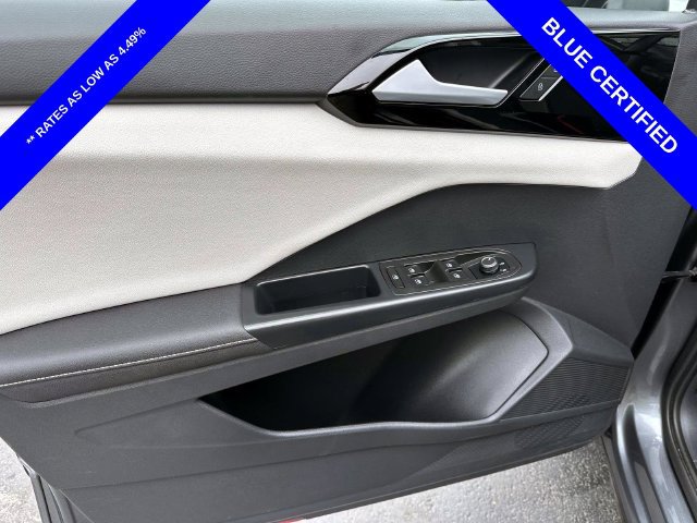 Used 2025 Volkswagen Taos S FWD image 10