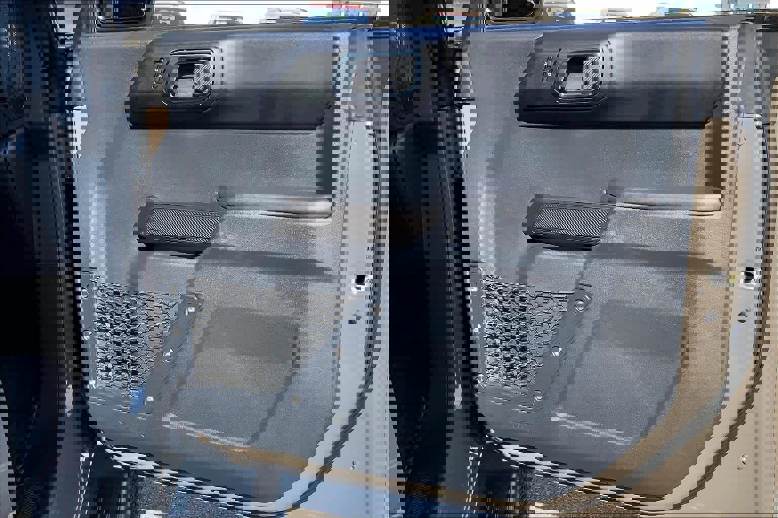 Certified 2025 Ford Bronco Outer Banks w/ Sasquatch Package image 23