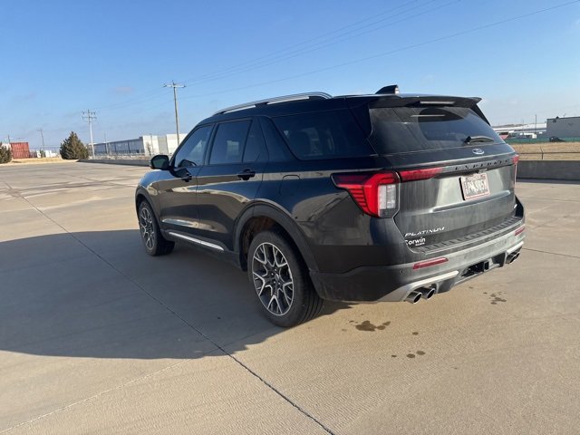 Certified 2025 Ford Explorer Platinum w/ Ultimate Package image 7