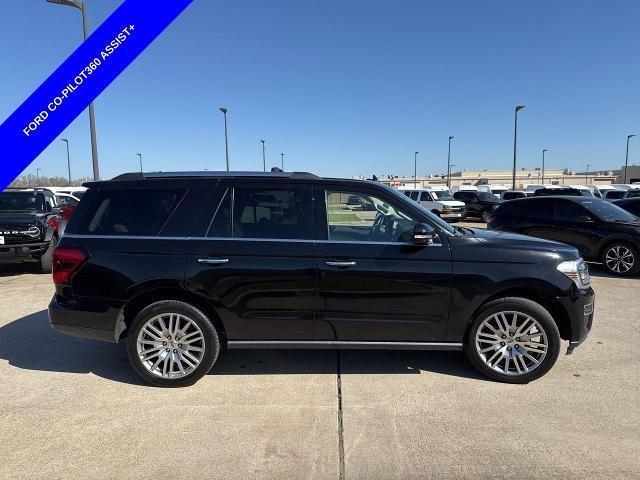 Certified 2024 Ford Expedition Limited image 18