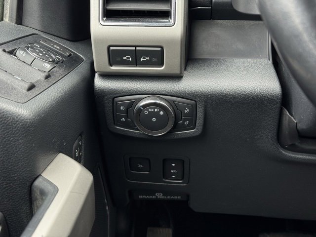Certified 2022 Ford F250 Lariat w/ Lariat Ultimate Package image 29
