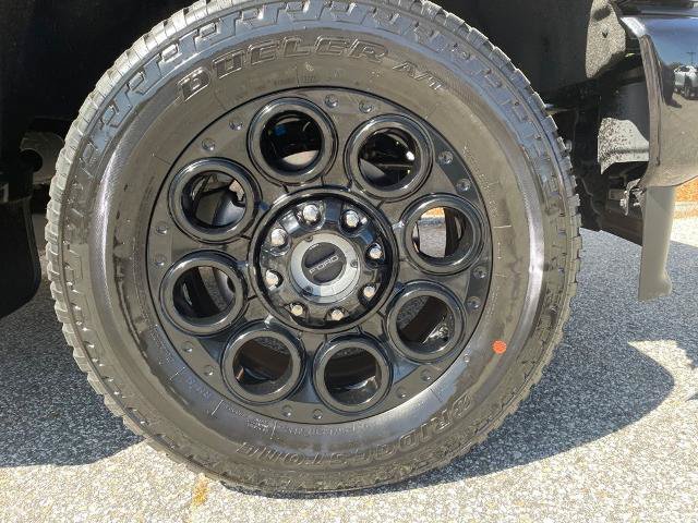 Certified 2025 Ford F350 XLT w/ Black Appearance Package AWD/4WD image 4