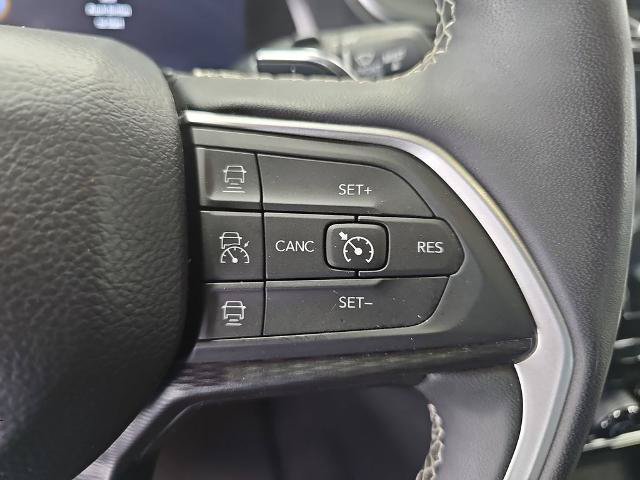 Used 2024 Jeep Grand Cherokee Altitude AWD/4WD image 18