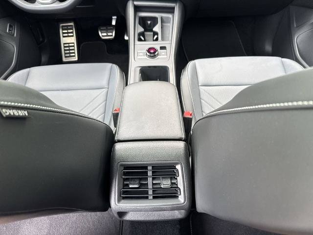 Used 2025 Volkswagen Tiguan SE R-Line AWD/4WD image 20
