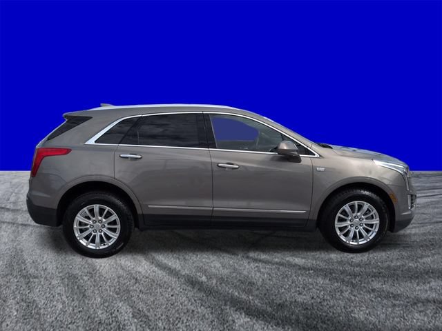 Used 2019 Cadillac XT5 FWD image 3
