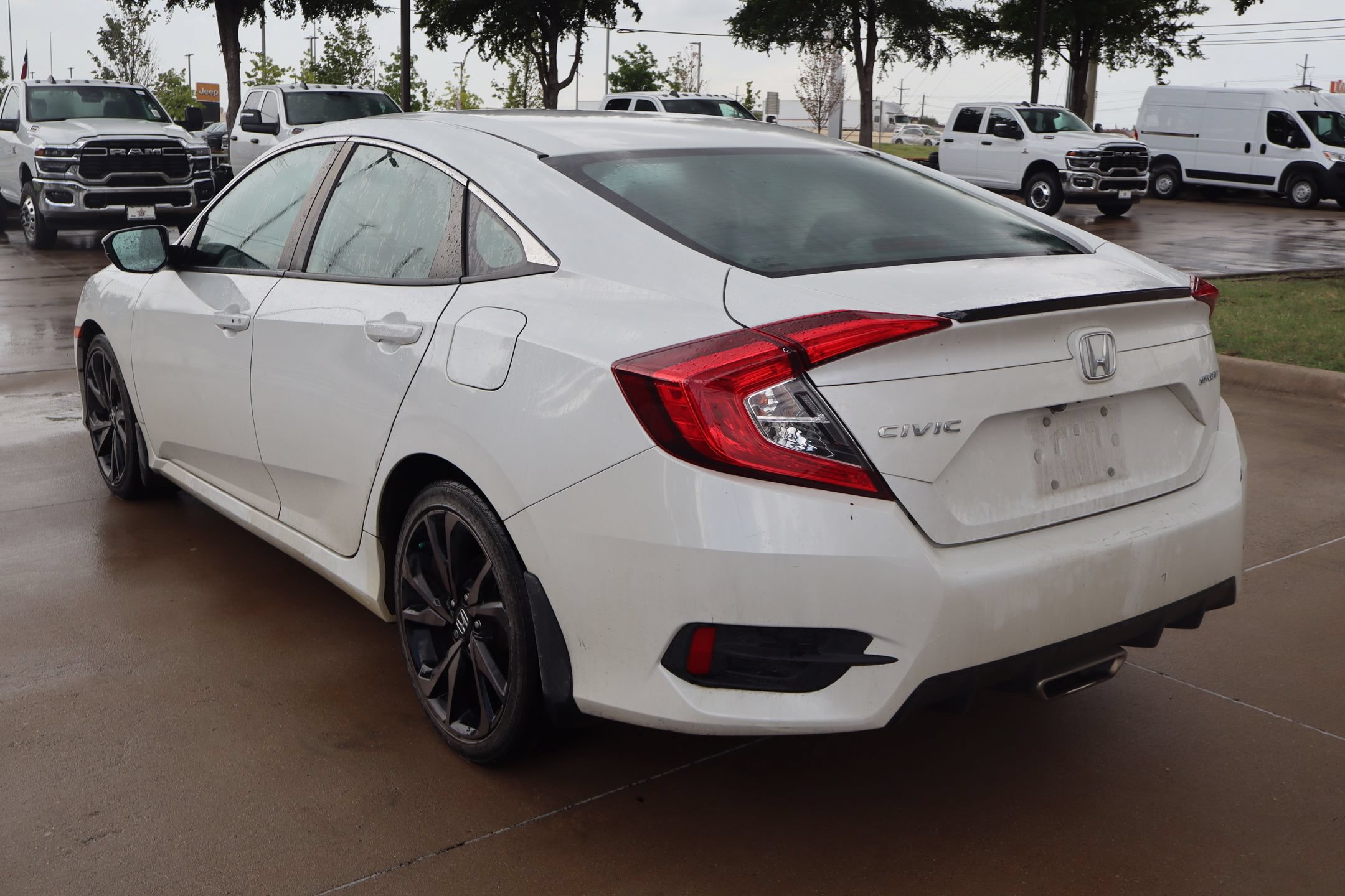 Used 2021 Honda Civic Sport image 6