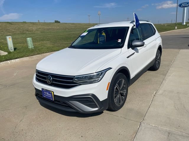 Used 2024 Volkswagen Tiguan Wolfsburg Edition AWD/4WD image 8