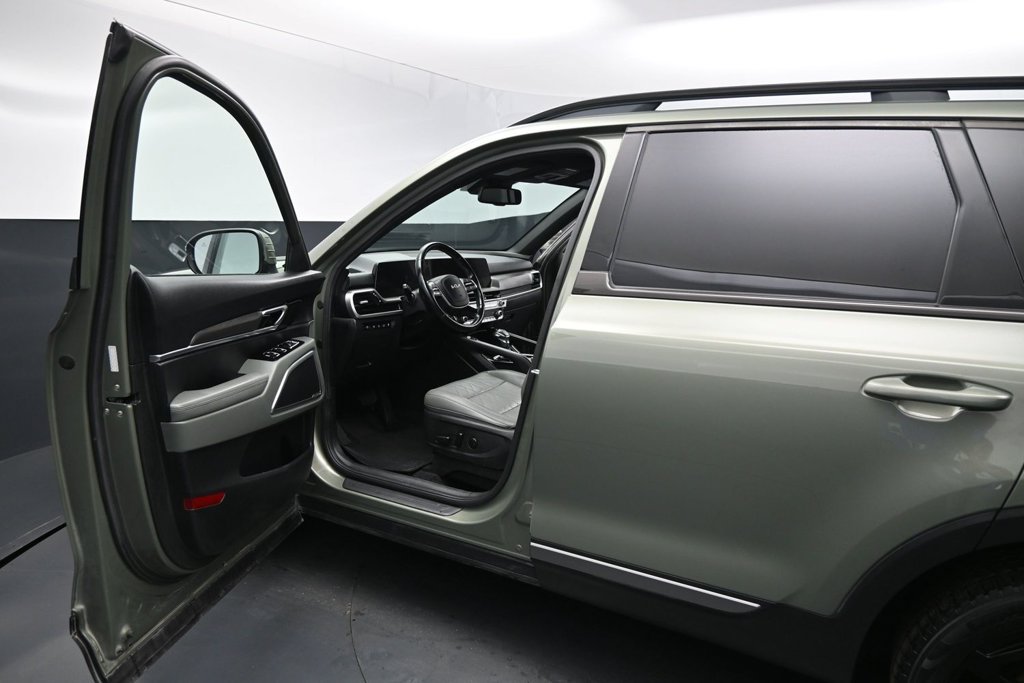 Used 2023 Kia Telluride EX X-Line AWD/4WD image 8