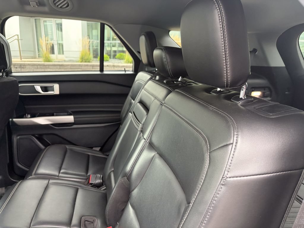 Certified 2023 Ford Explorer XLT w/ Equipment Group 202A AWD/4WD image 12